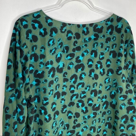 Ava & Viv New w/o tags Emerald Animal Print top - Picture 7 of 10